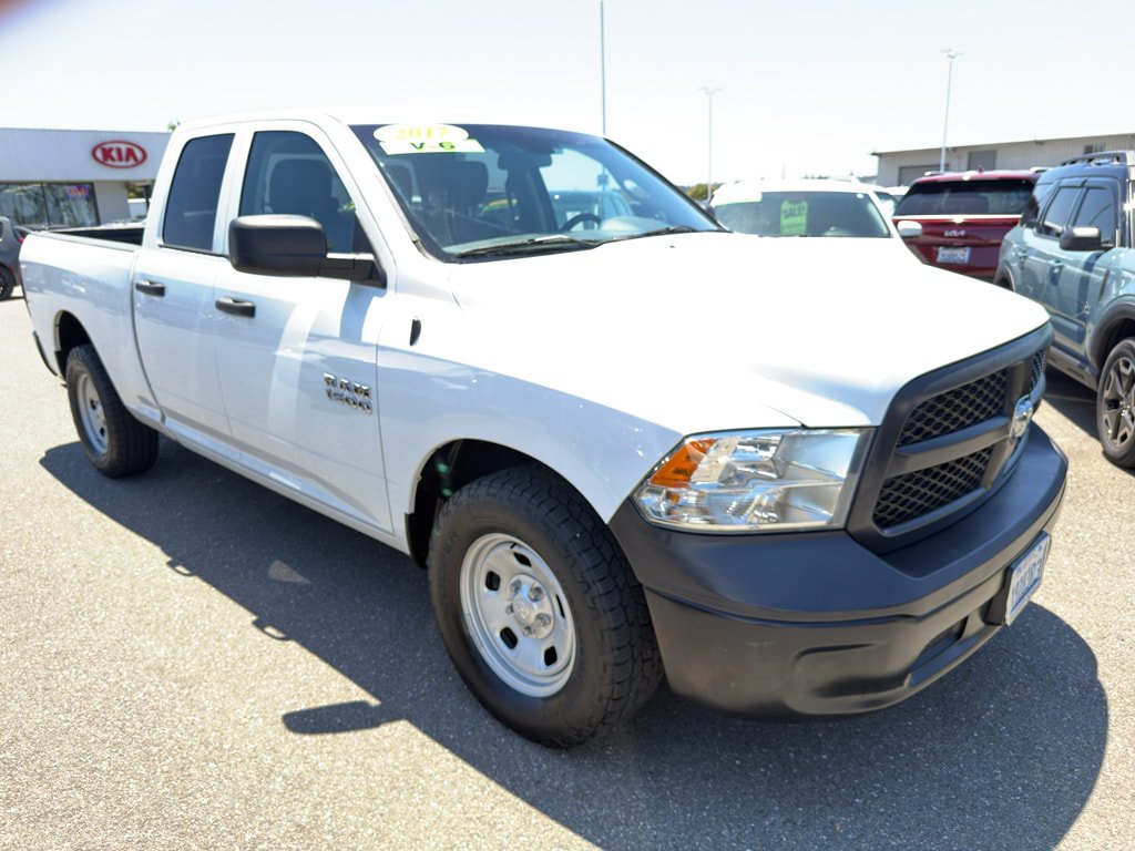 Used 2017 RAM 1500 Tradesman RWD image 10
