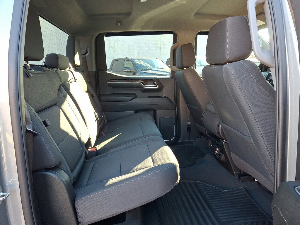Used 2024 GMC Sierra 1500 Elevation image 15