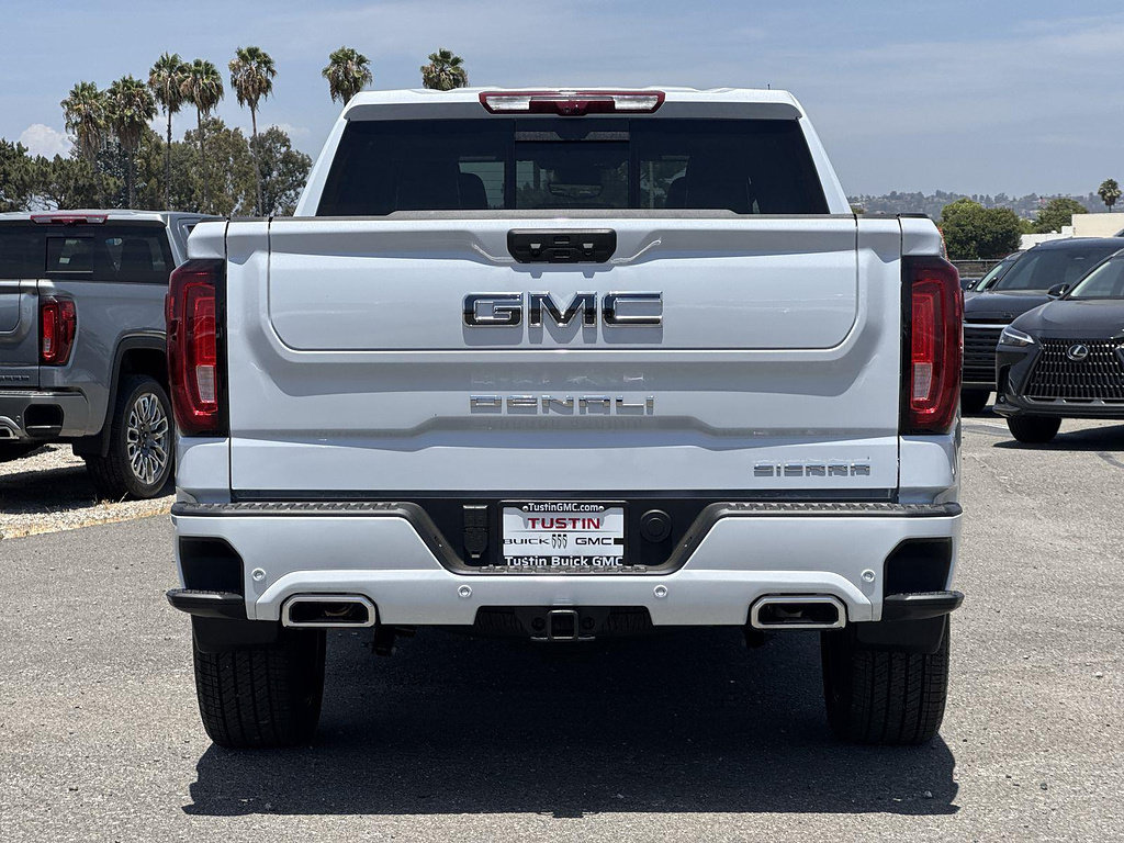 New 2026 GMC Sierra 1500 Denali Ultimate w/ LPO, Black Badging Package AWD/4WD image 4