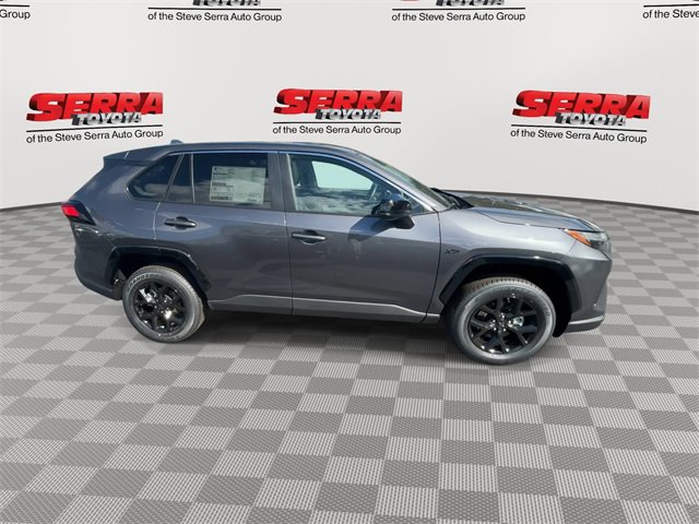 Used 2025 Toyota RAV4 LE image 10