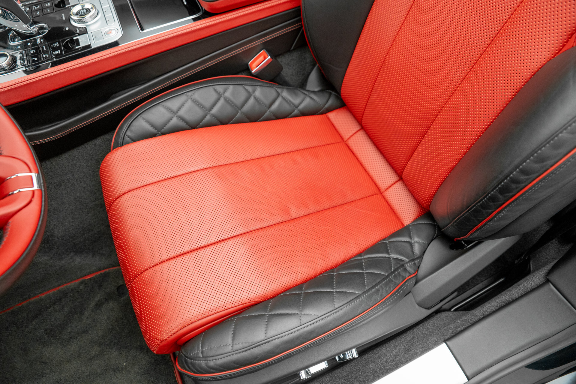 Certified 2022 Bentley Continental GT AWD/4WD image 16