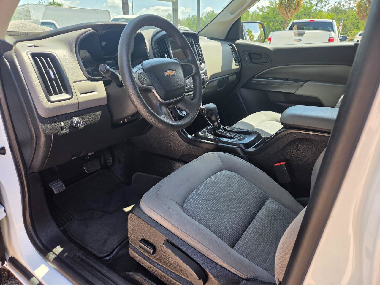 Used 2019 Chevrolet Colorado W/T w/ WT Convenience Package RWD image 10