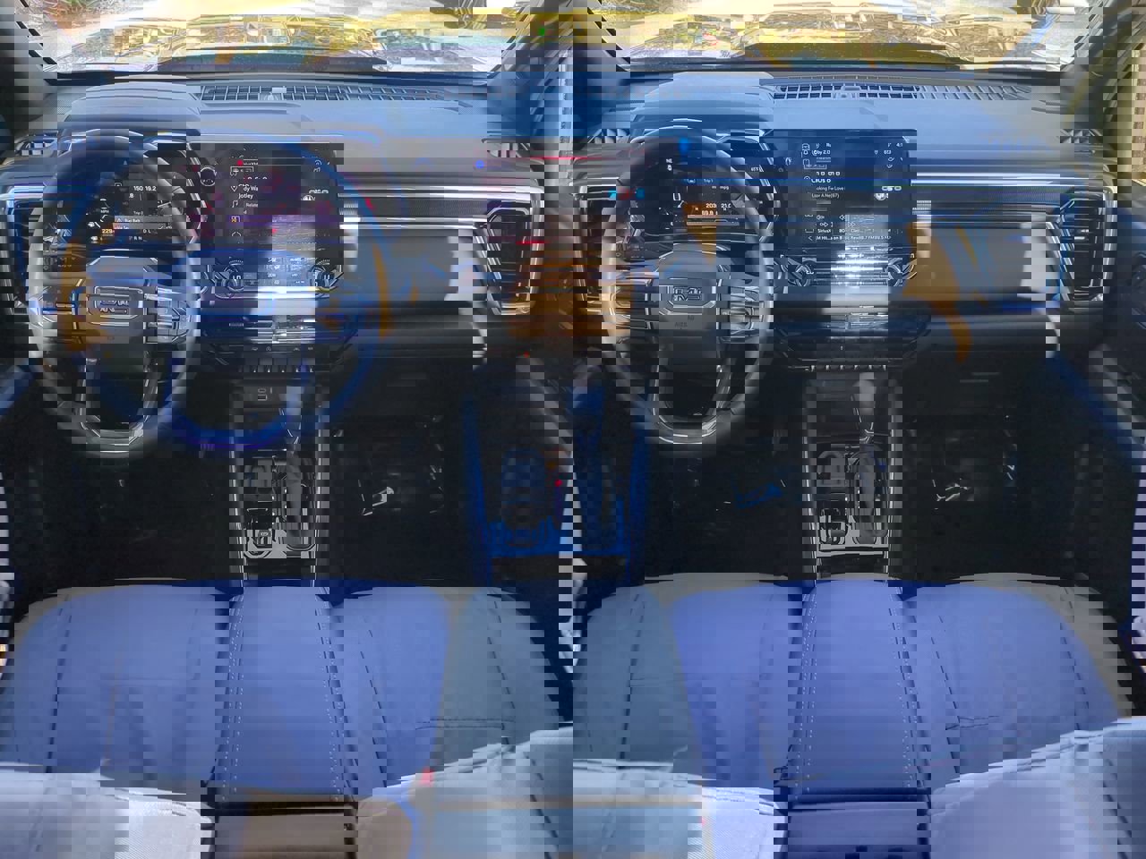 Used 2024 GMC Canyon Elevation w/ Convenience Package image 14