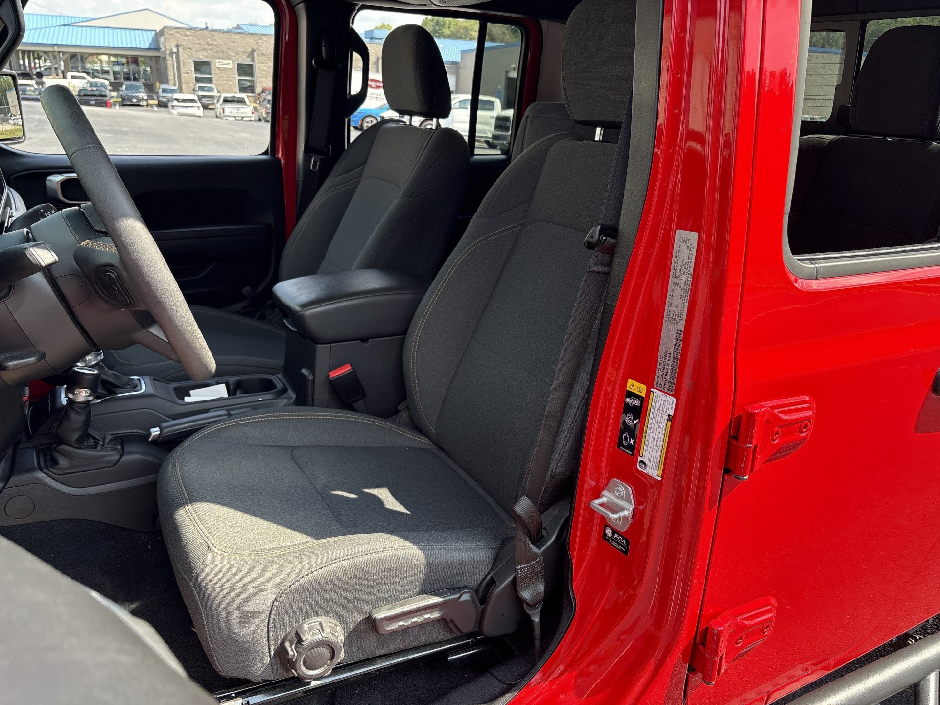 Used 2024 Jeep Gladiator Sport AWD/4WD image 15