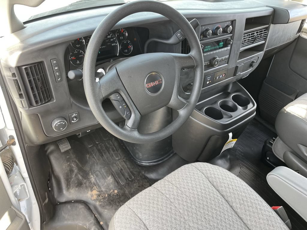 New 2025 GMC Savana 2500 Extended w/ Driver Convenience Package RWD image 10