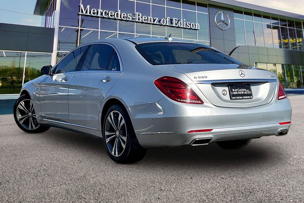 Used 2016 Mercedes-Benz S 550 4MATIC Sedan image 2