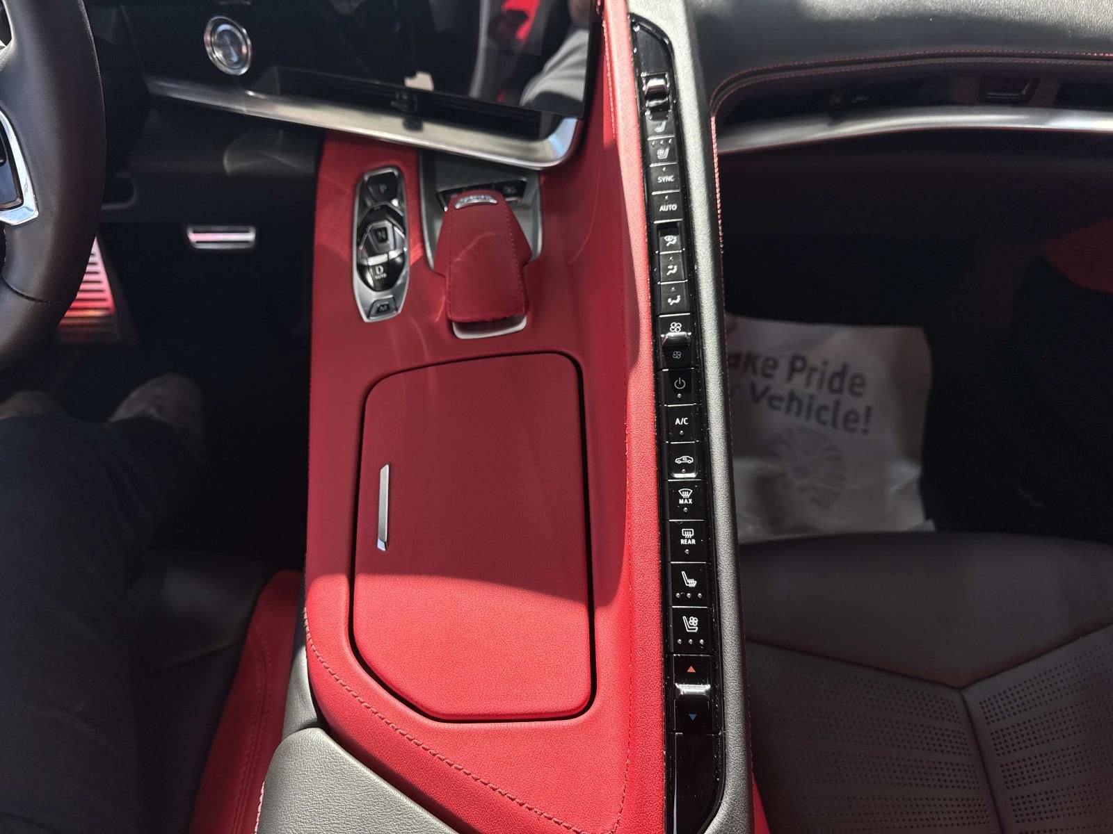 Used 2025 Chevrolet Corvette Z06 RWD image 14