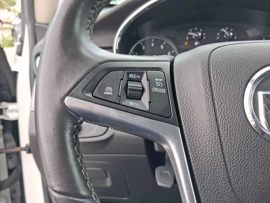 Used 2021 Buick Encore Preferred w/ Safety Package FWD image 19
