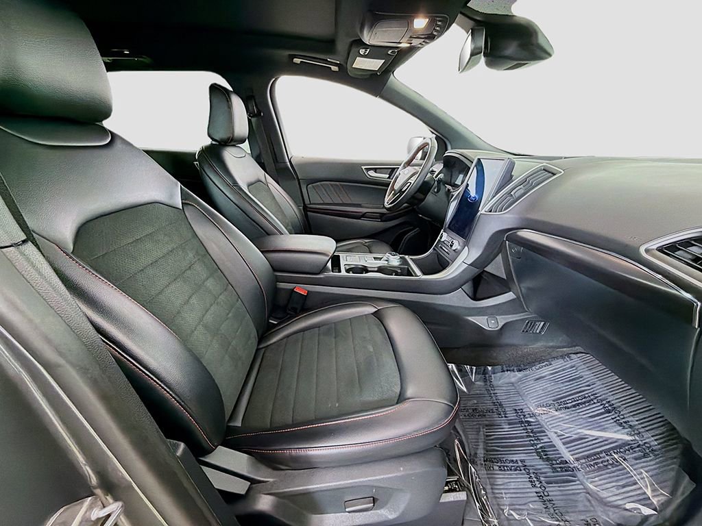 Used 2024 Ford Edge ST-Line AWD/4WD image 21