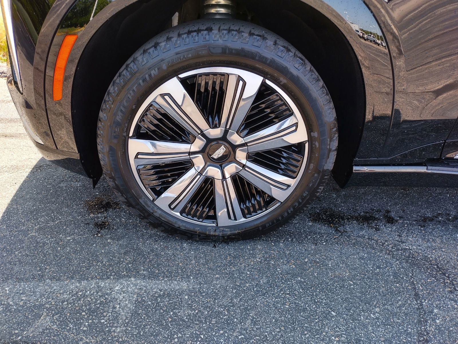 New 2026 Cadillac Escalade IQL Luxury image 9