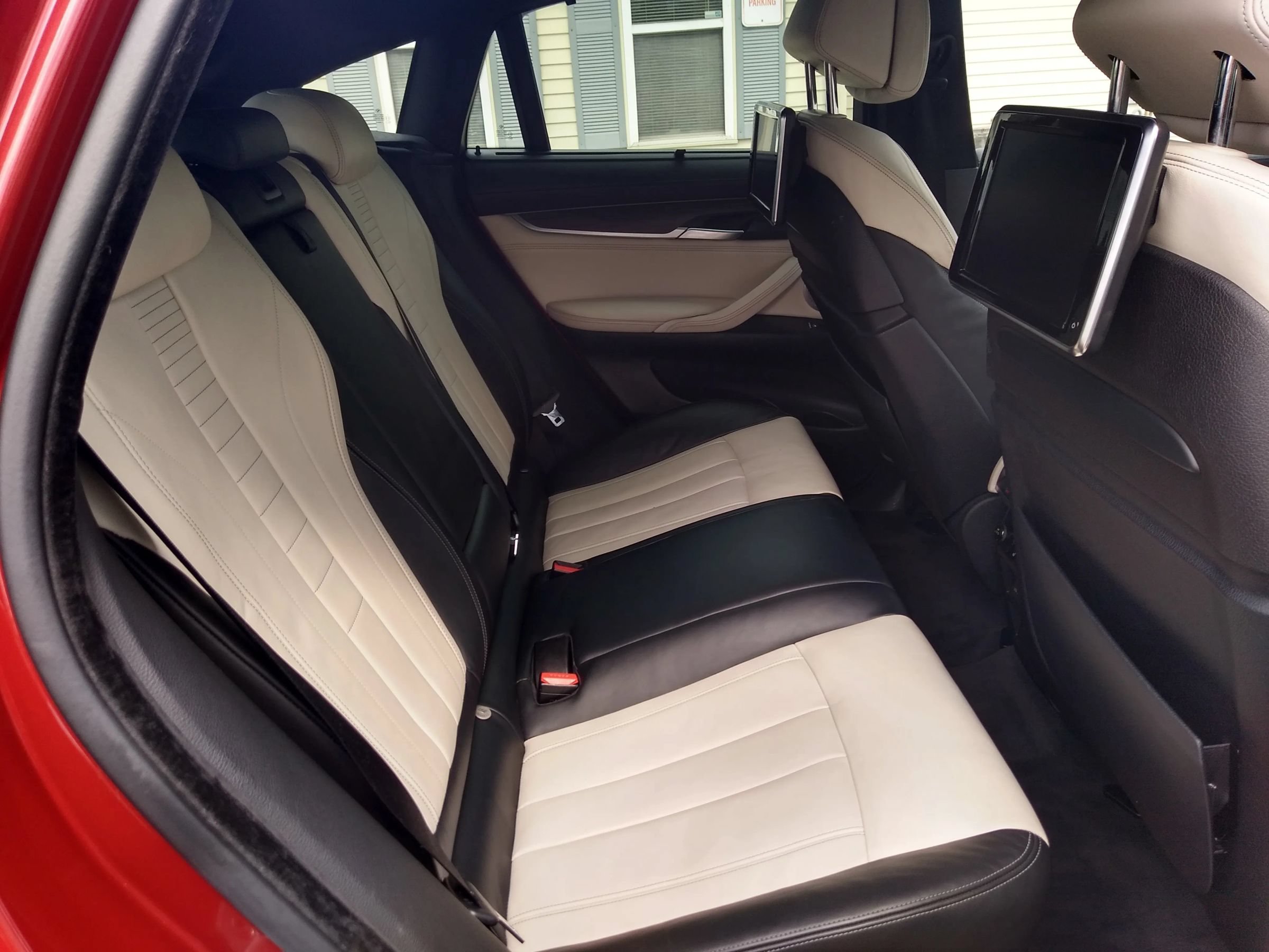 Used 2015 BMW X6 xDrive50i AWD/4WD image 26