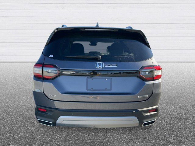 New 2025 Honda Pilot Touring image 4