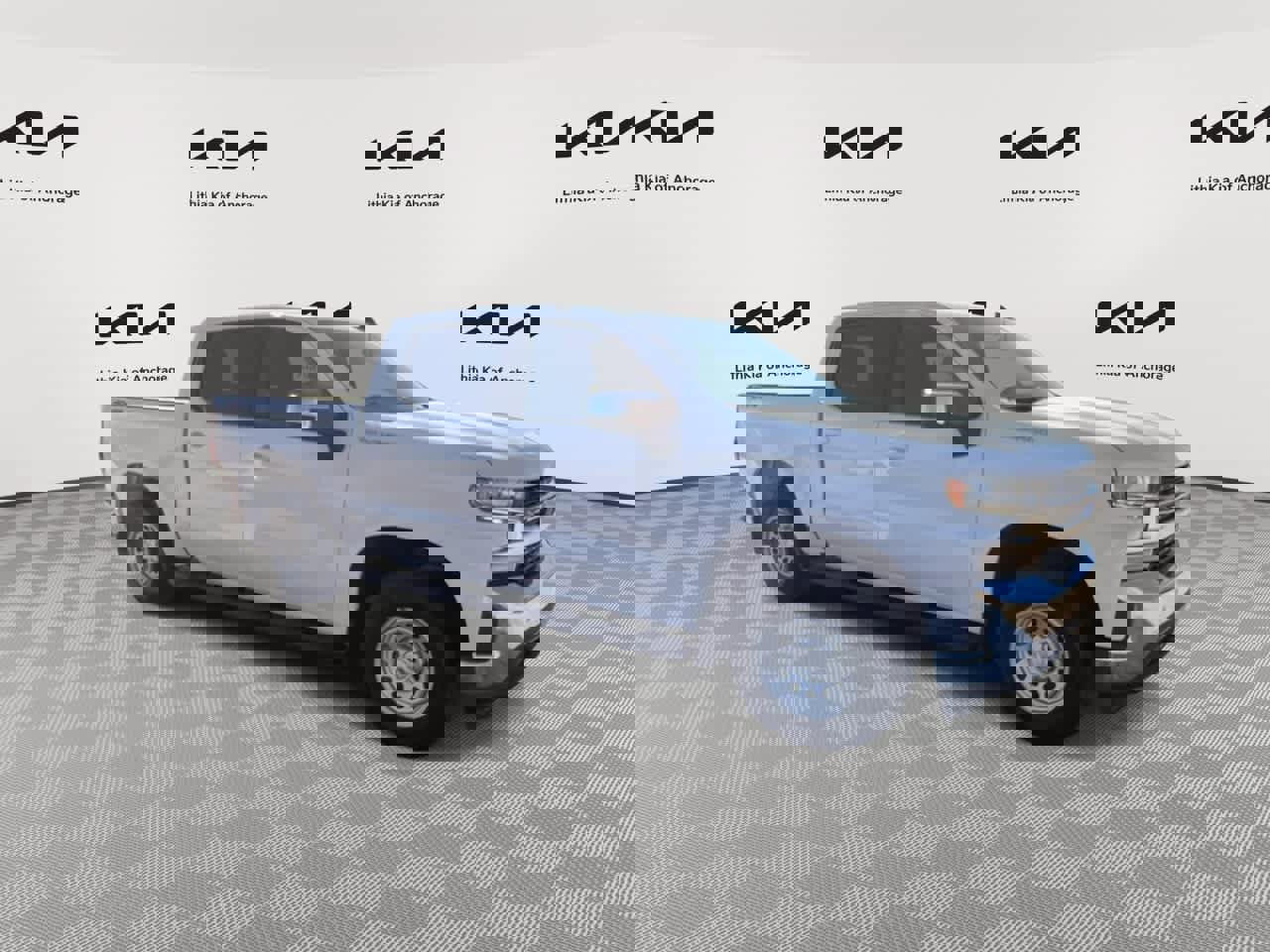 Used 2022 Chevrolet Silverado 1500 LT w/ Safety Package image 3