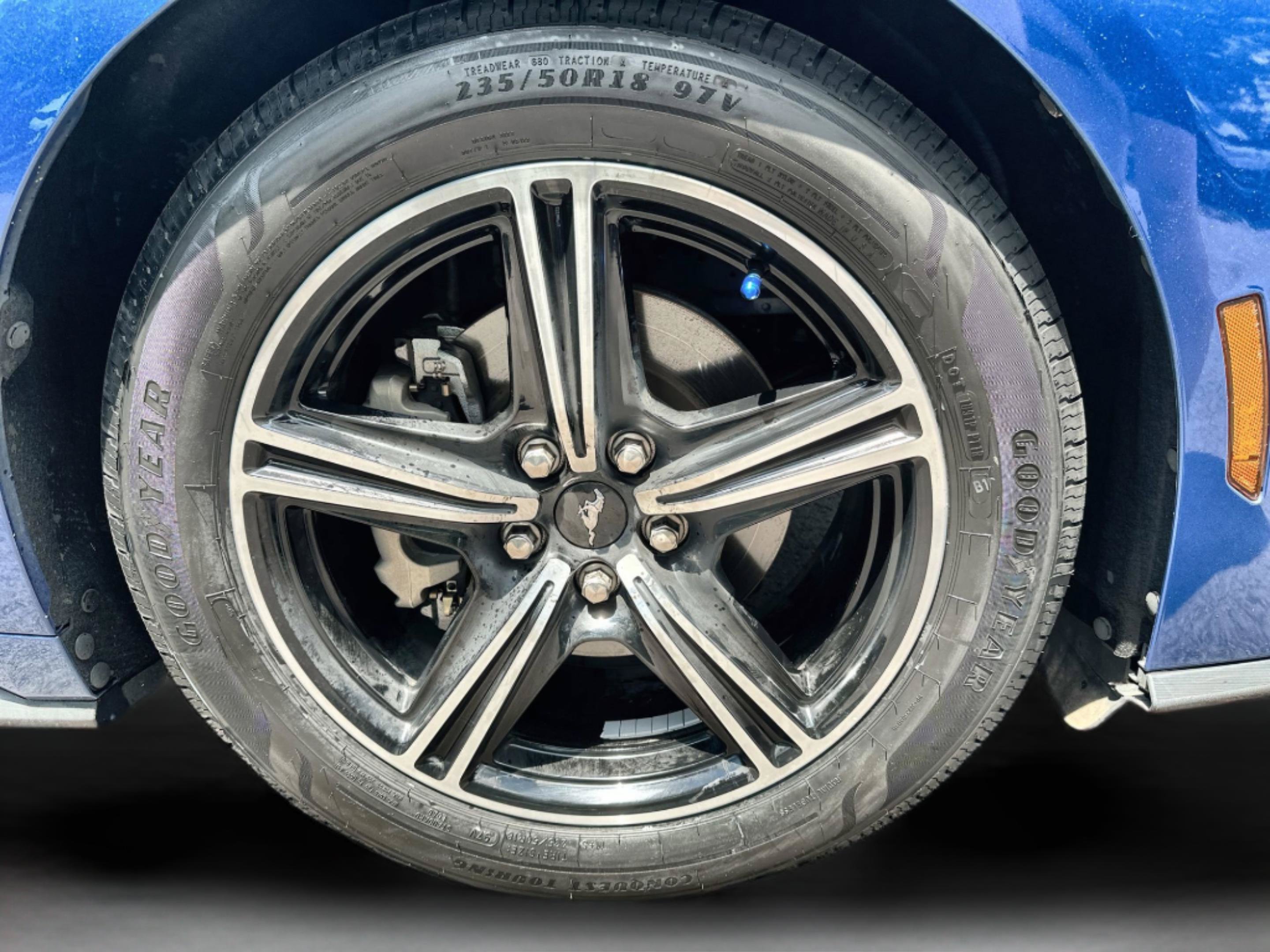 Used 2024 Ford Mustang Coupe RWD image 28