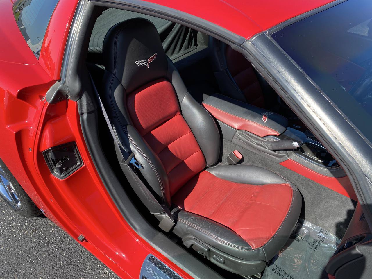 Used 2009 Chevrolet Corvette Coupe w/ Preferred Equipment Group RWD image 17