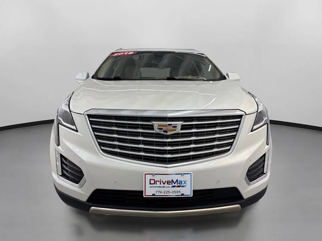 Used 2018 Cadillac XT5 Platinum w/ Driver Assist Package image 2