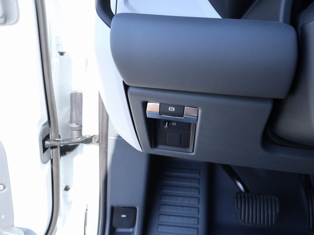 New 2025 Land Rover Defender 110 S image 34