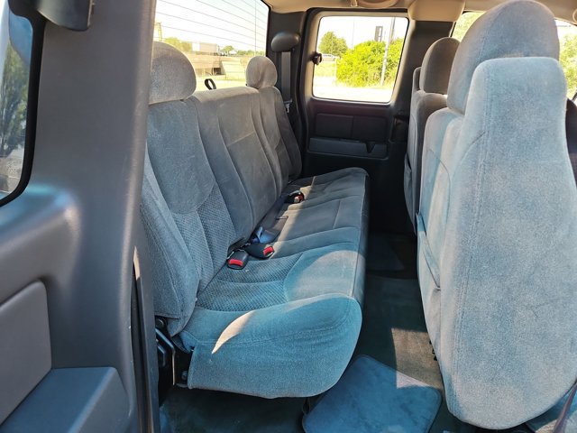 Used 2005 Chevrolet Silverado 1500 LS w/ Safe And Sound Package RWD image 16