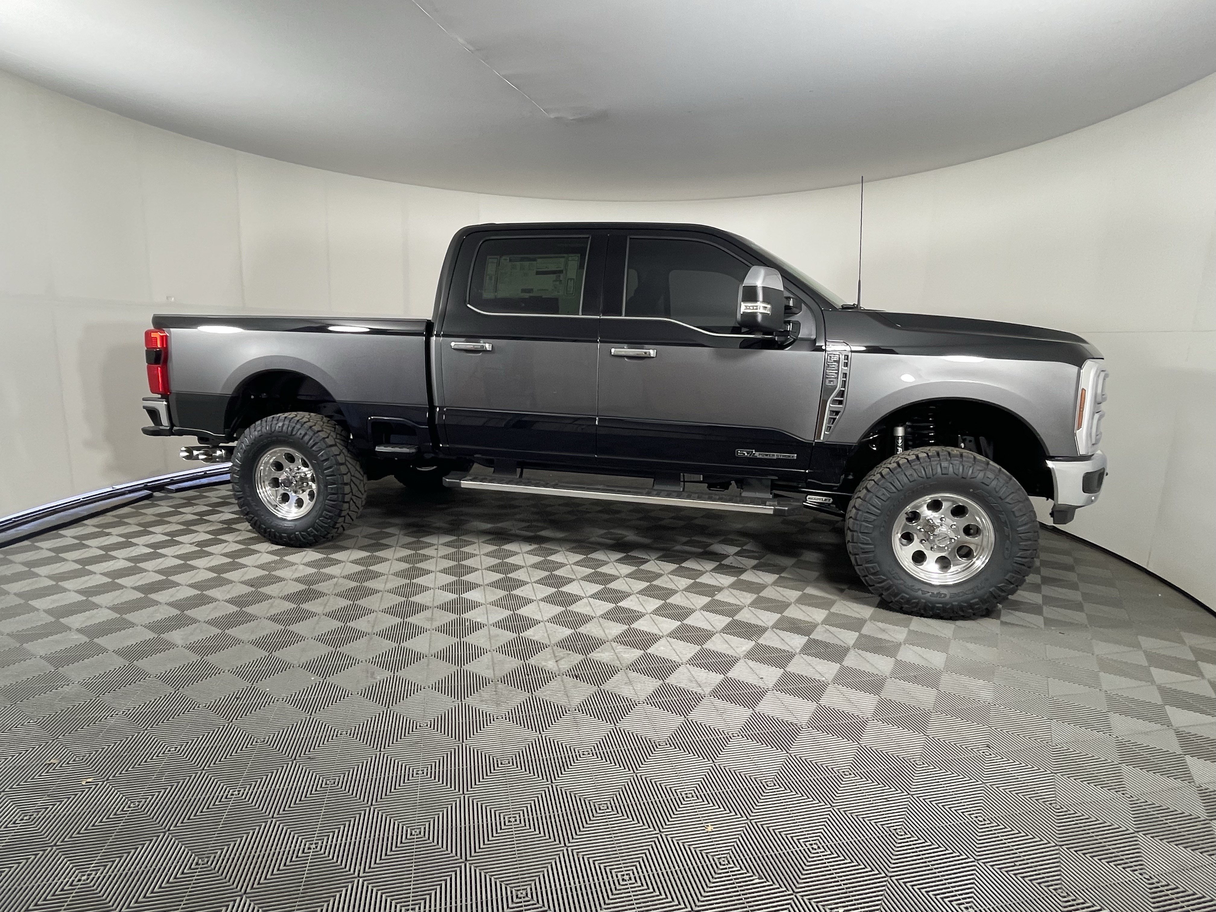 New 2026 Ford F350 Lariat w/ Lariat Premium Package AWD/4WD image 6