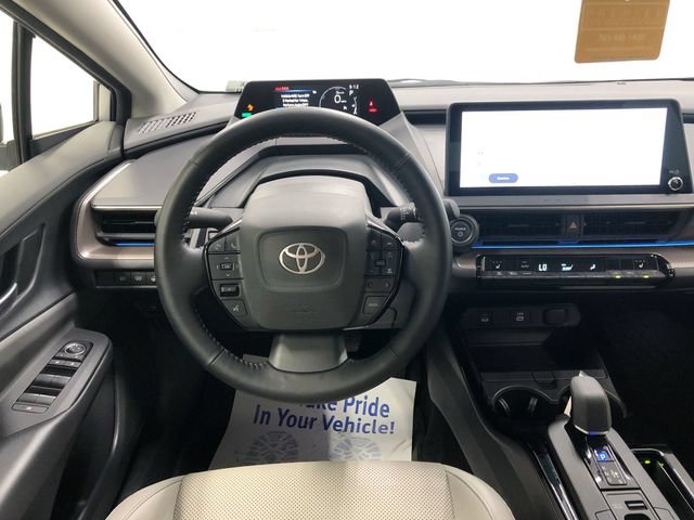 Used 2024 Toyota Prius XLE FWD image 16