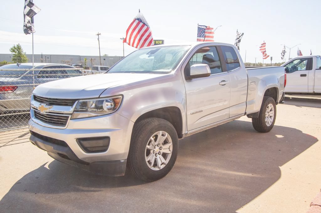 Used 2020 Chevrolet Colorado LT w/ Safety Package RWD image 7