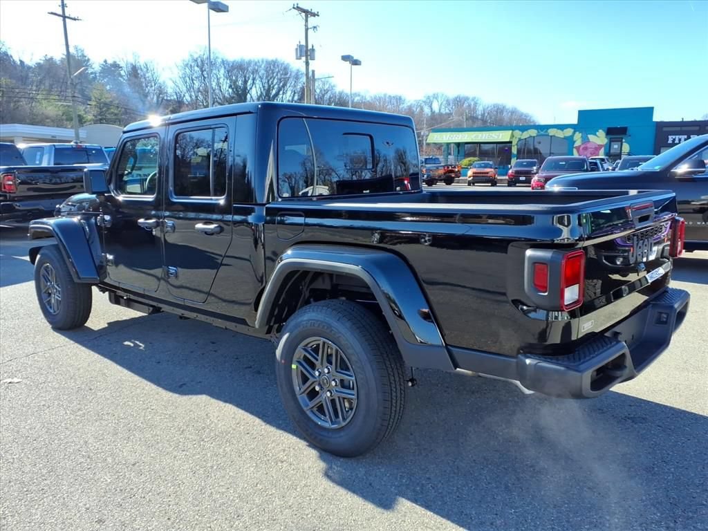 New 2026 Jeep Gladiator Sport AWD/4WD image 6