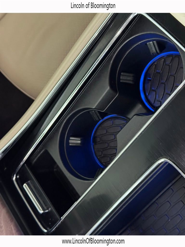 Certified 2023 Lincoln Aviator Reserve w/ Equipment Group 201A image 39