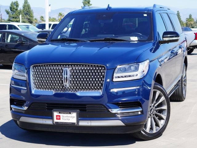 Used 2020 Lincoln Navigator L Reserve w/ Luxury Package image 4