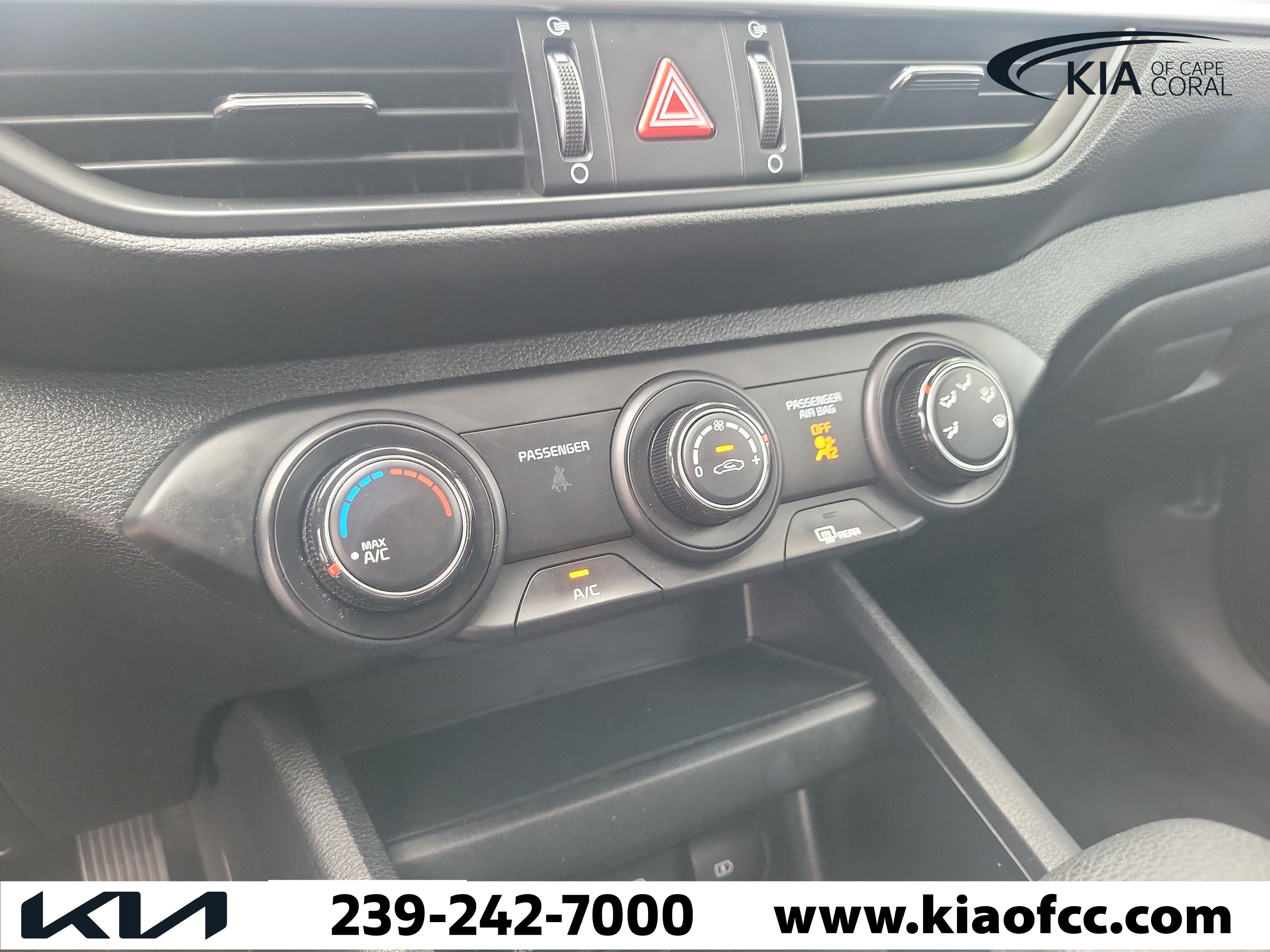 Certified 2024 Kia Forte LXS w/ LXS Technology Package FWD image 28