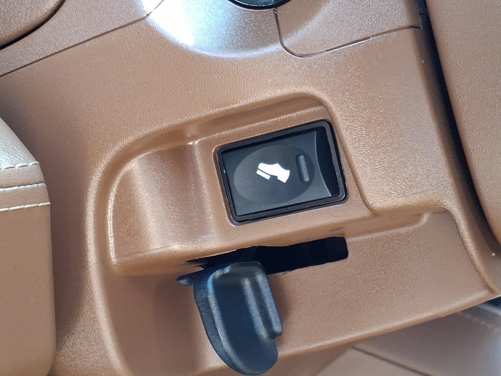 Used 2020 RAM 2500 Limited AWD/4WD image 7