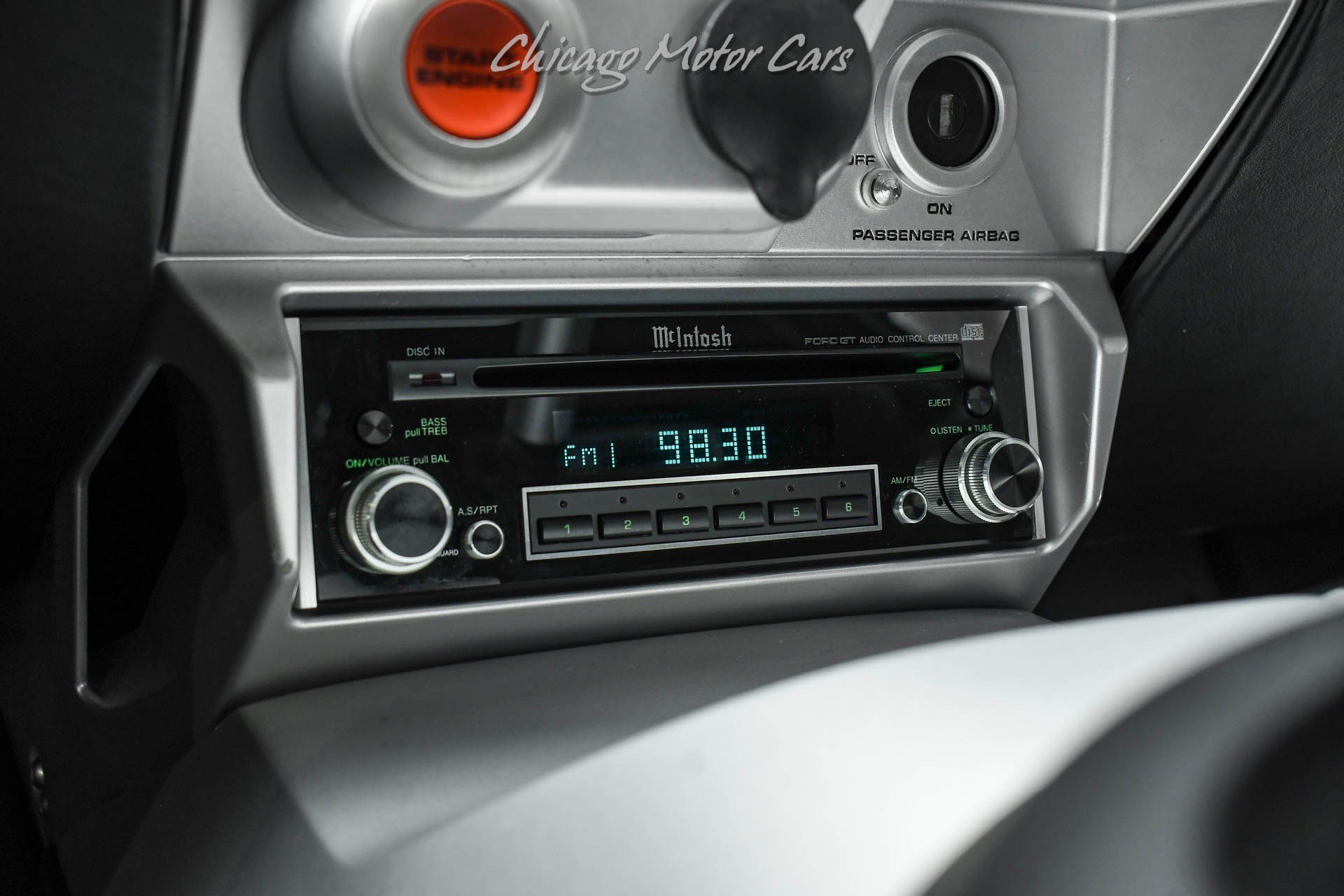 Used 2005 Ford GT image 14