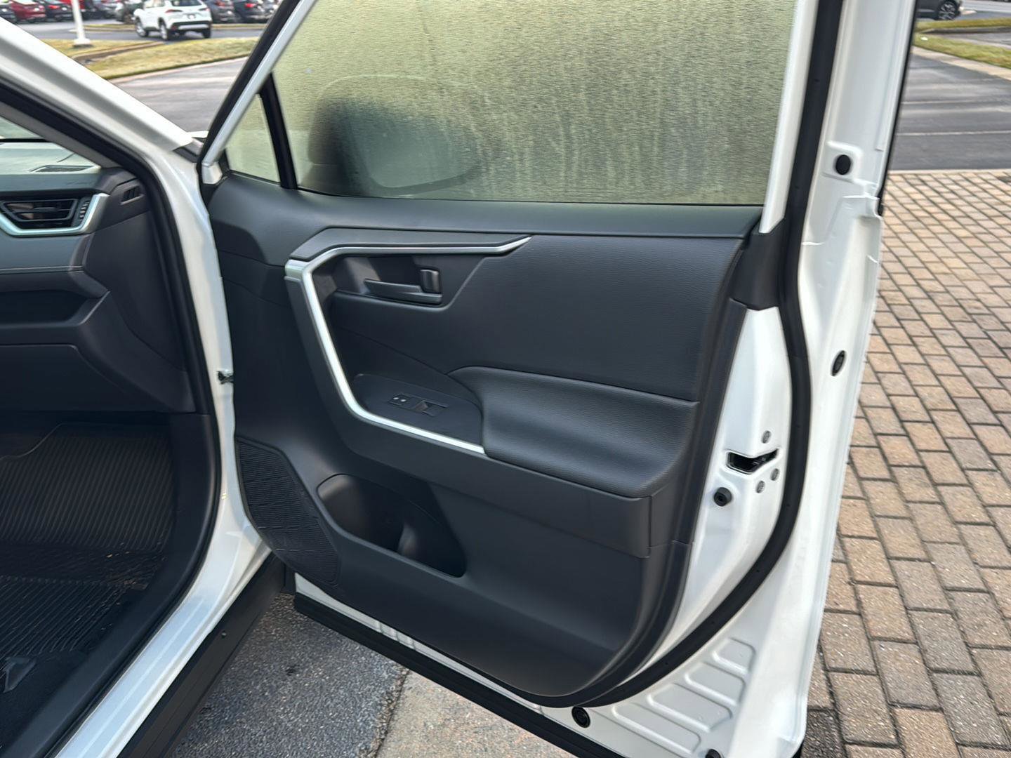 New 2025 Toyota RAV4 LE image 12