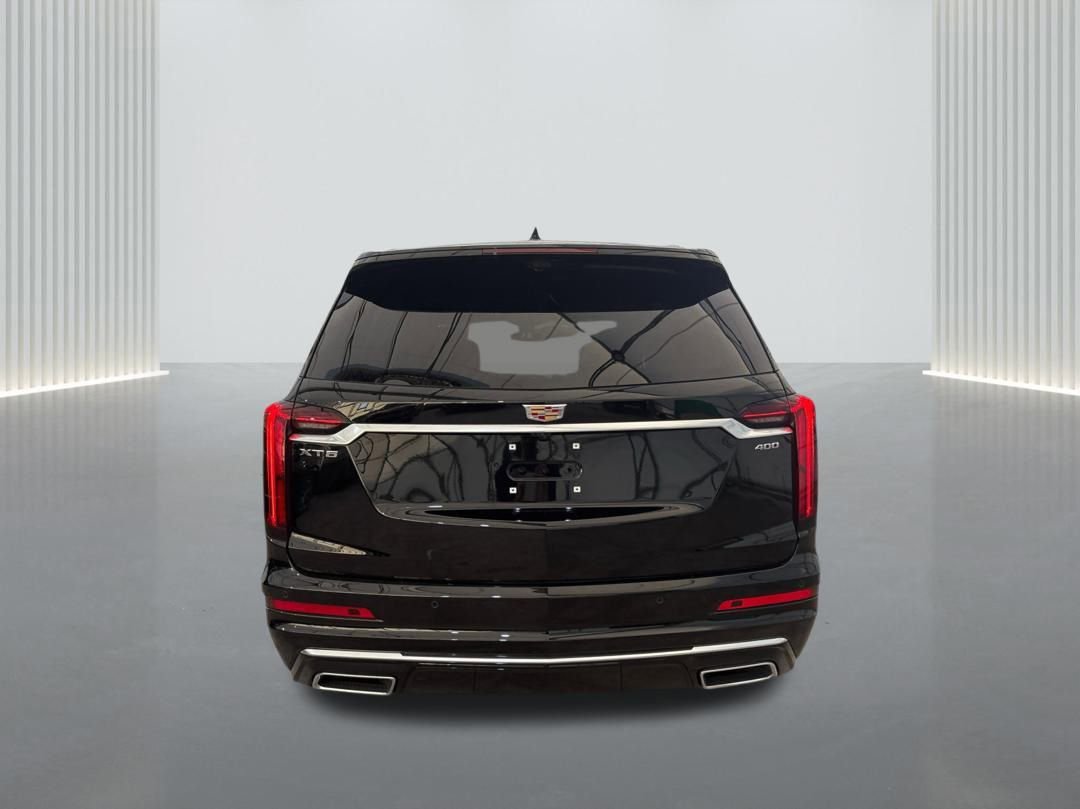 New 2025 Cadillac XT6 Premium Luxury w/ Technology Package FWD image 6