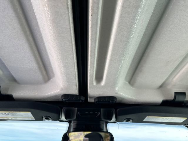 Used 2025 Jeep Wrangler Unlimited Rubicon 4xe image 23