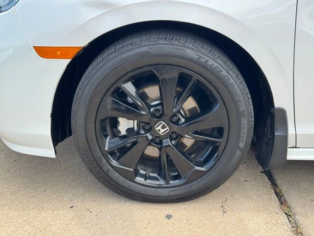 Used 2024 Honda Odyssey Sport image 8