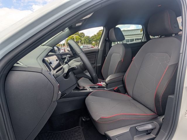 Used 2024 Volkswagen Jetta GLI 40th Anniversary Edition FWD image 11