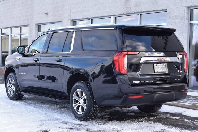 Used 2021 GMC Yukon XL SLE image 4