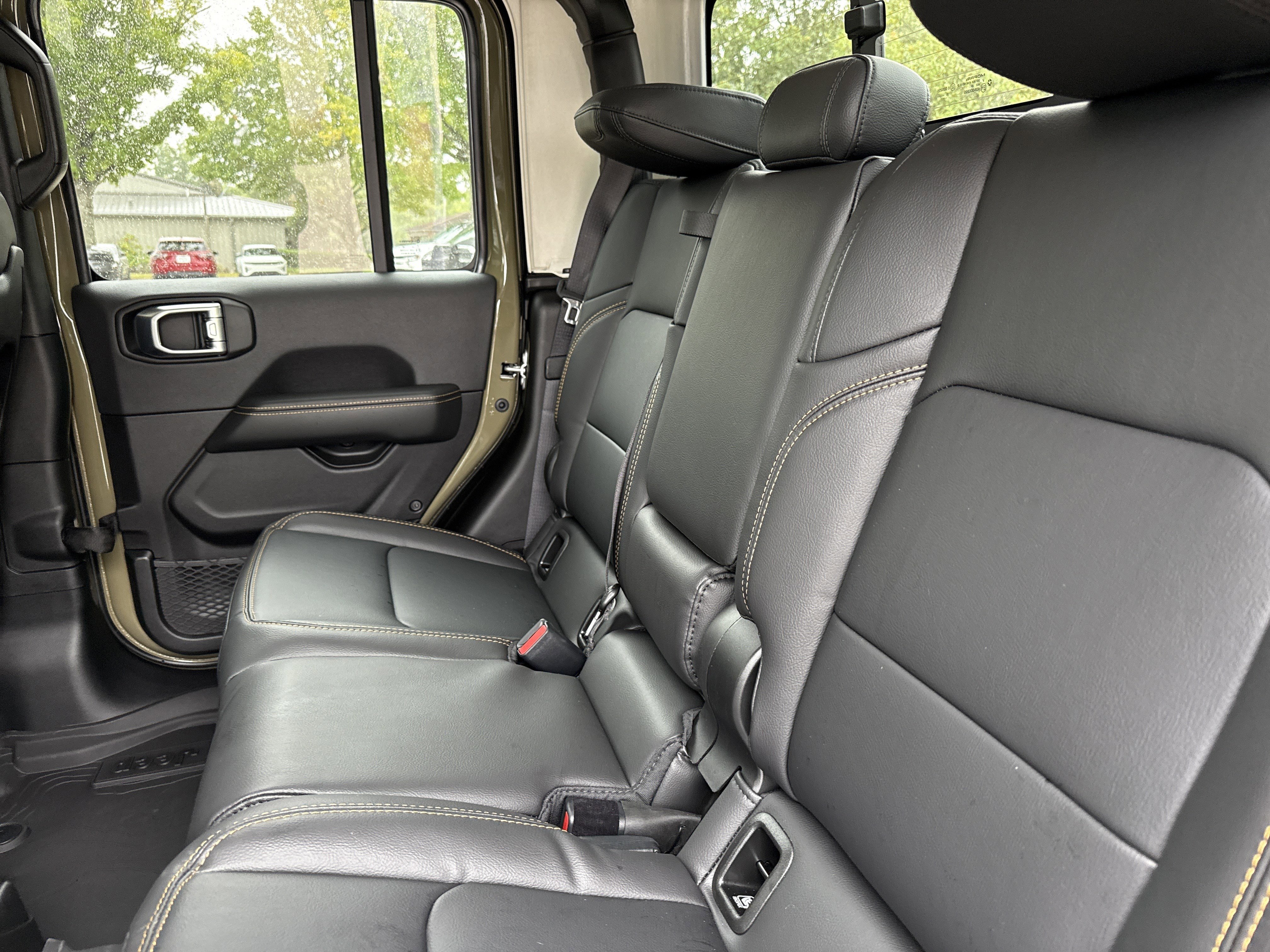 New 2025 Jeep Gladiator Sport w/ Premium Package image 21