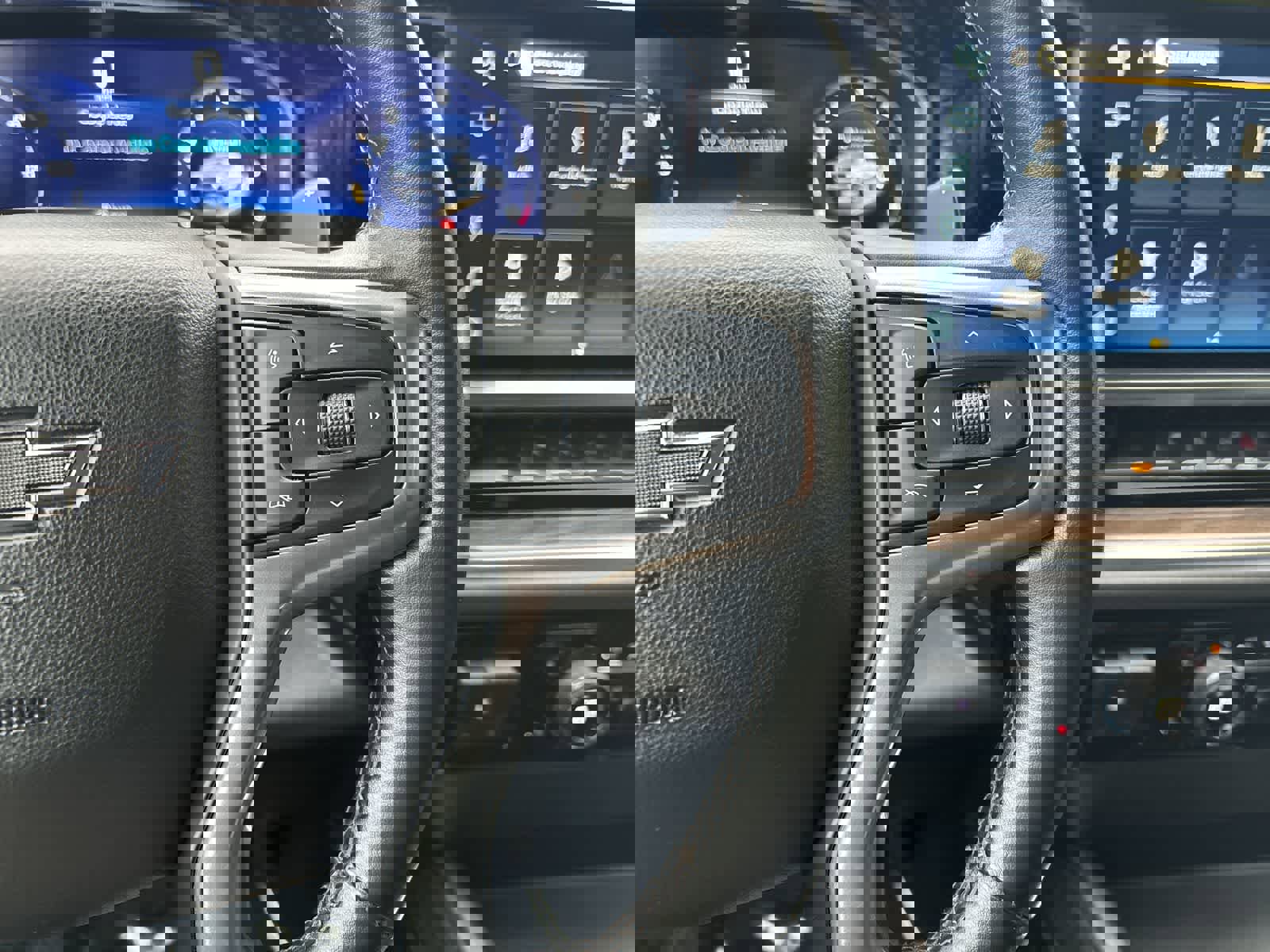 Used 2023 Chevrolet Silverado 1500 LT Trail Boss w/ Protection Package image 14