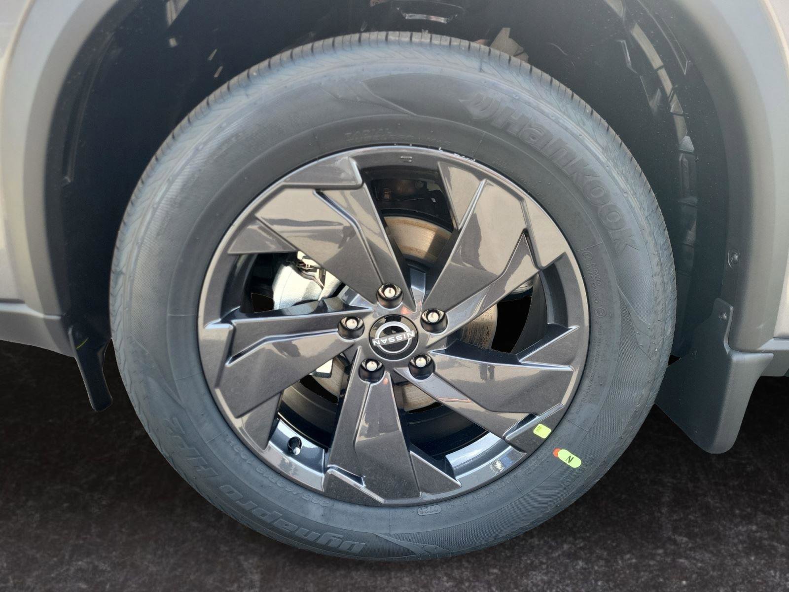 New 2026 Nissan Rogue SV w/ Cold Weather Package image 10