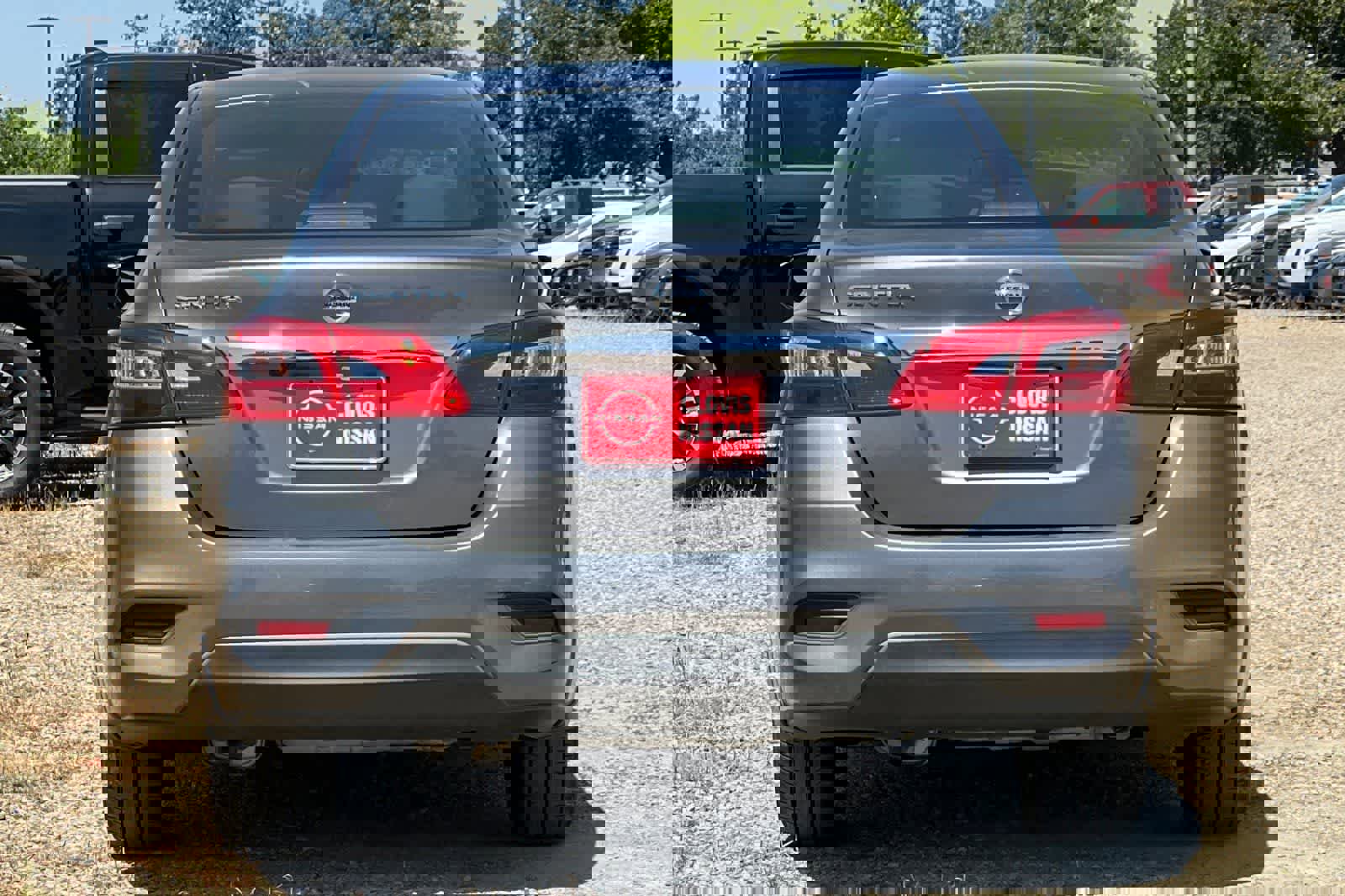 Used 2018 Nissan Sentra S image 8