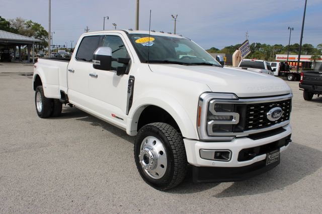 Used 2025 Ford F450 Platinum w/ Platinum Plus Package image 16