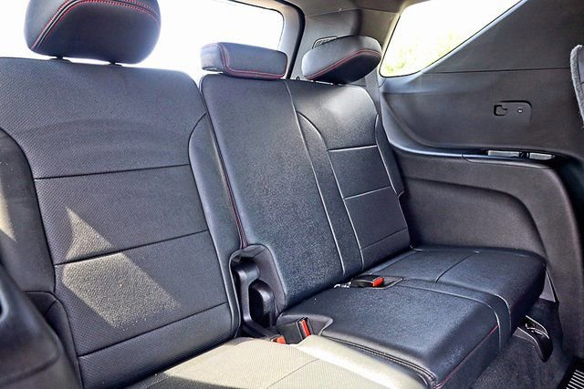 Used 2024 Chevrolet Traverse Z71 image 27