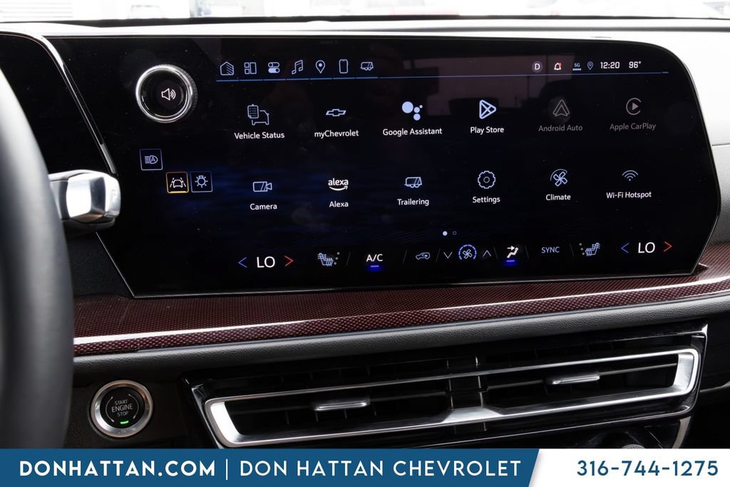 Used 2025 Chevrolet Traverse Z71 AWD/4WD image 8