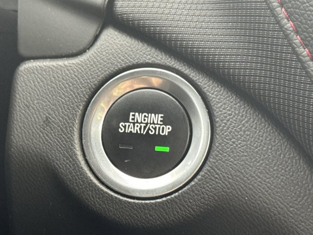 Used 2023 Chevrolet Equinox RS AWD/4WD image 17