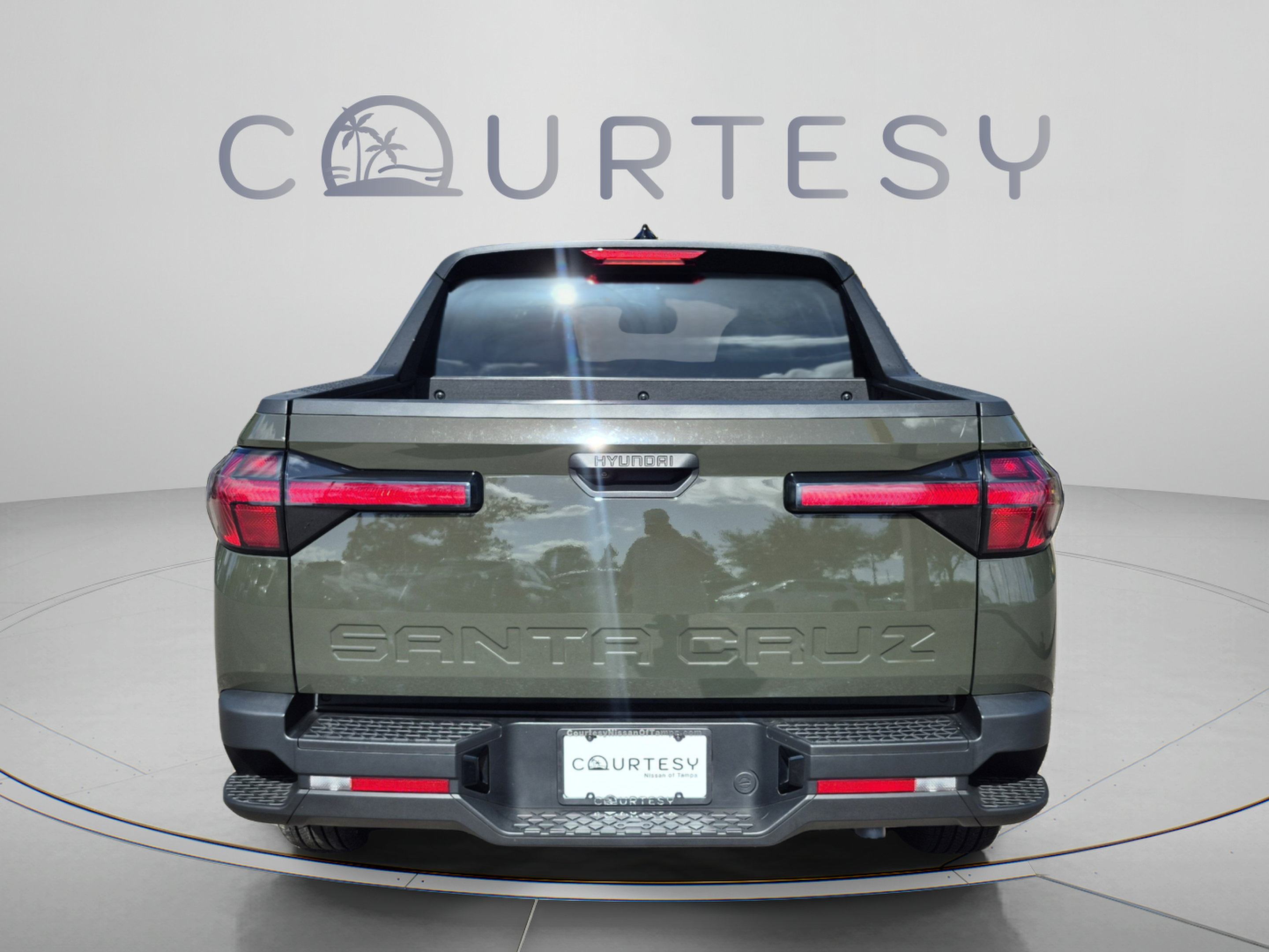 Certified 2025 Hyundai Santa Cruz SEL FWD image 4