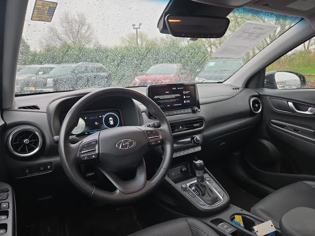Used 2023 Hyundai Kona Limited w/ Cargo Package AWD/4WD image 10