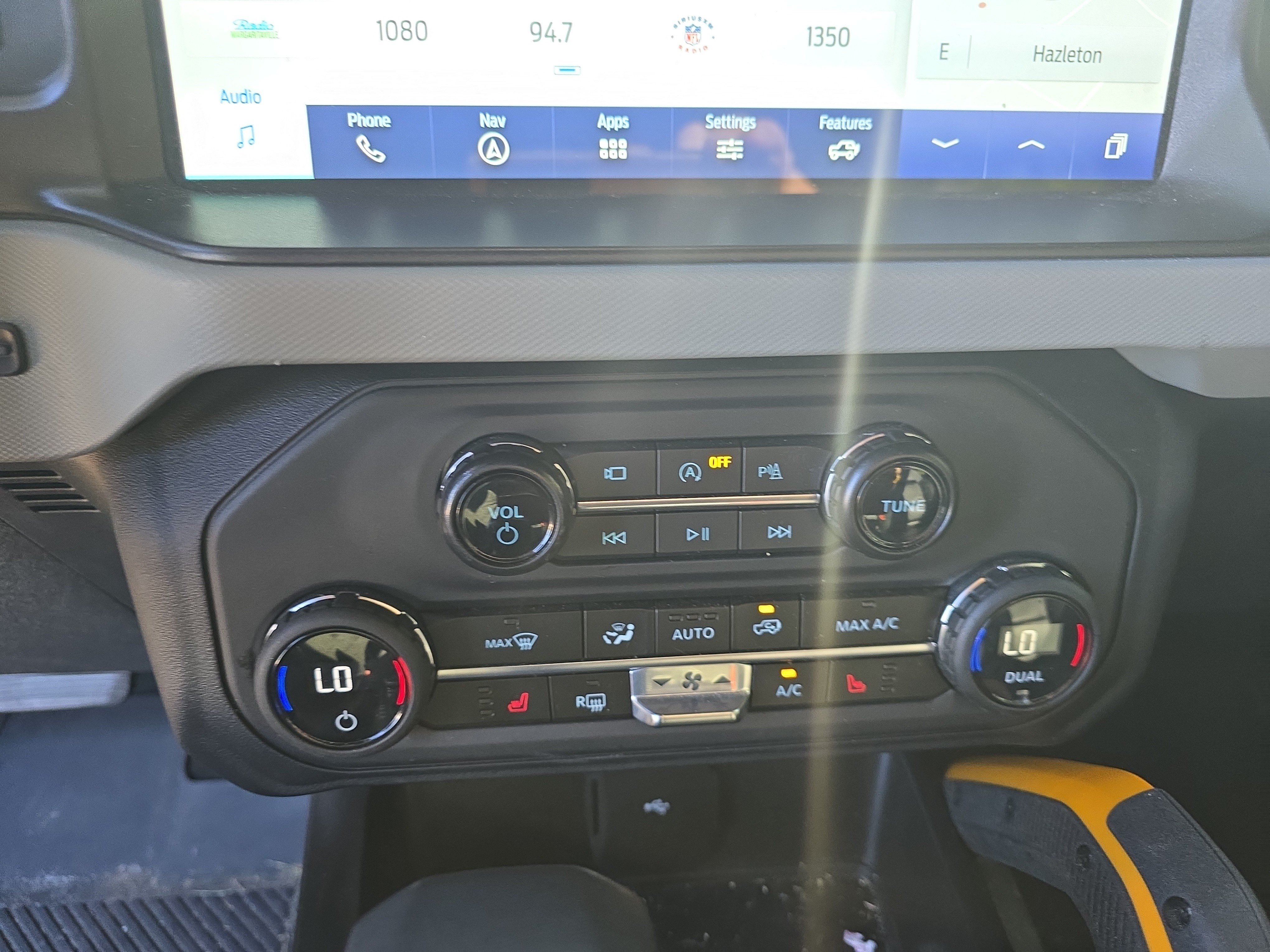Used 2023 Ford Bronco Badlands w/ Sasquatch Package AWD/4WD image 26