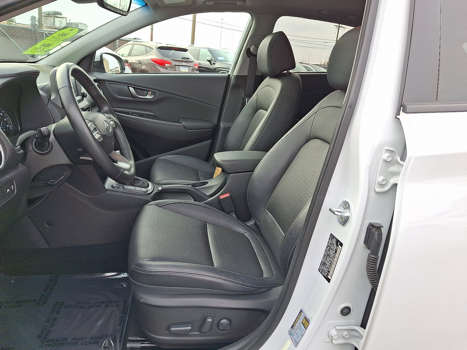 Certified 2021 Hyundai Kona Limited w/ Cargo Package image 13