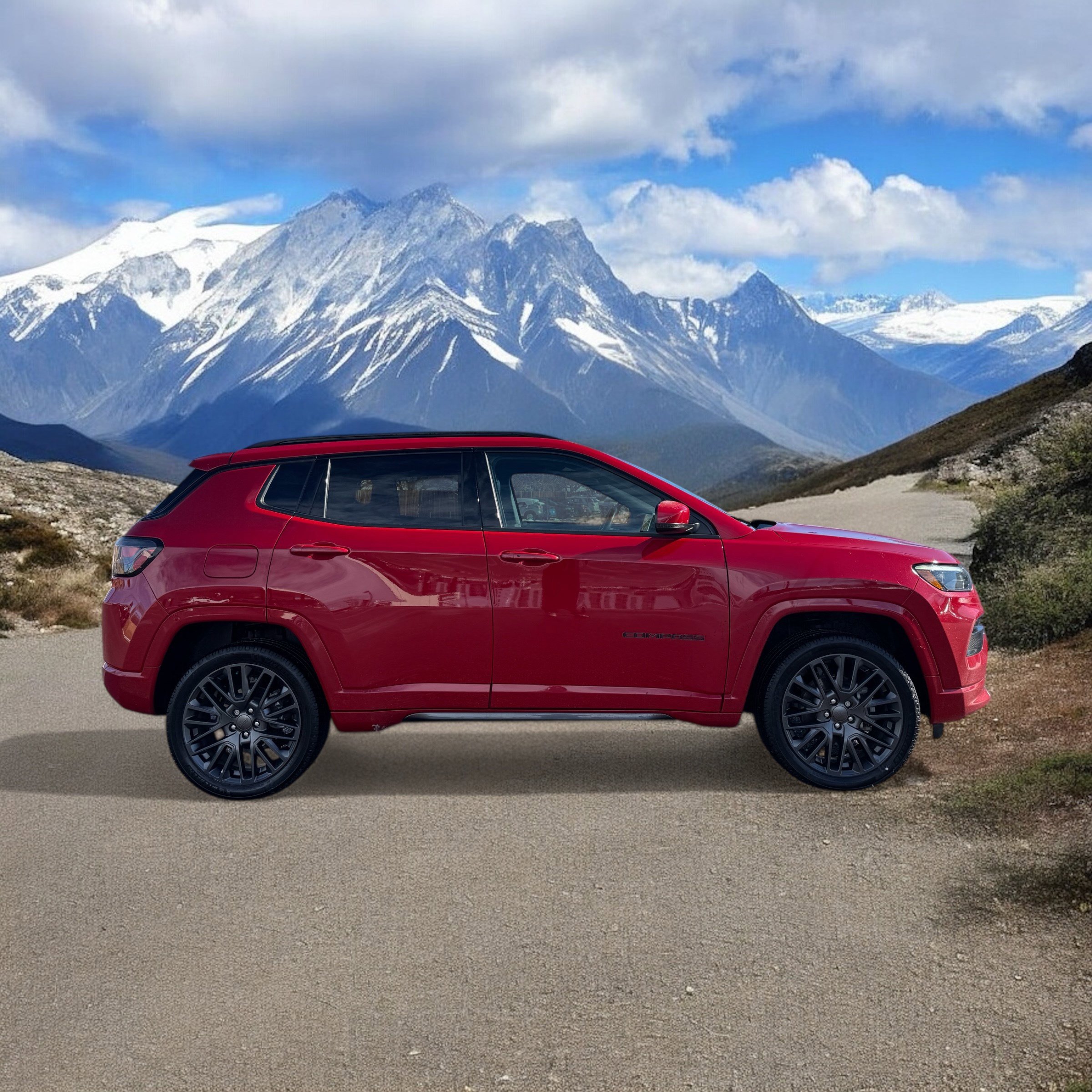Used 2022 Jeep Compass Limited w/ (RED) Package image 6